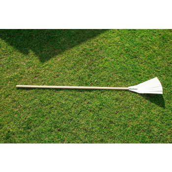 Tłumica metalowa ze stylem drewnianym